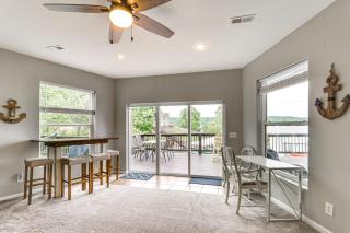 Views and Private Dock Lake of the Ozarks Retreat! - Climax Springs - 6