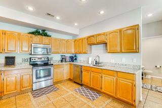 Views and Private Dock Lake of the Ozarks Retreat! - Climax Springs - 4