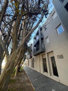 NUEVO DPTO BANFIELD Centrico COMODO Impecable - 8