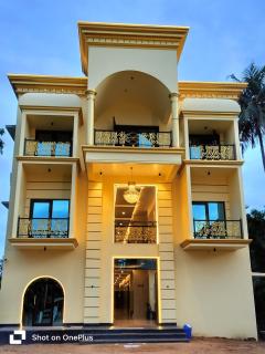 Sudeeksha Residency, Luxury Hotel with affordable price - Tirukkadaiyūr - 1