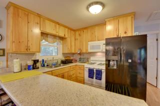 Peaceful Lake Hartwell Gem with Boat Dock - Martin - 1