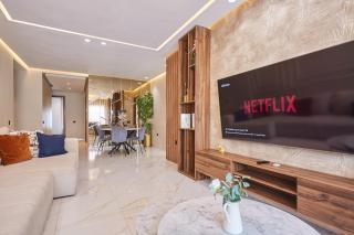 Discover Casablanca Stay in our 3-Bed Gem with Parking - Casablanca - 0