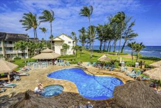 Beautiful OCEAN VIEW with free Parking & Top Floor - 3