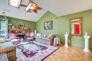 French-Inspired Townhome 9 Mi to Saratoga Springs! - Malta - 0