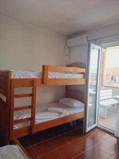 Sea House Apartments - Dobra Voda - 5