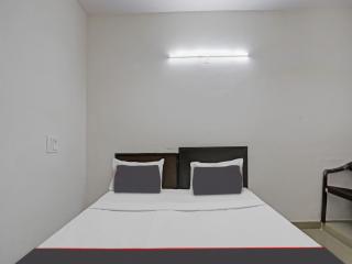 SPOT ON Mt White House - Badarpur - 1