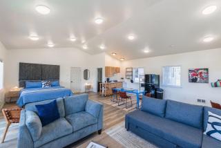 #StayinMyDistrict Oceanview Studio Loft - 3