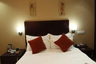 Rekky Signature Guesthouse - 2