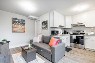 1BR Condo on James Street North - Hamilton - 0