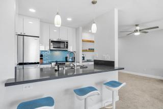 F4 - Beach Paradise - Oceanside - 7