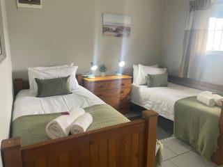 Fleur Park Beach Cottages - 2