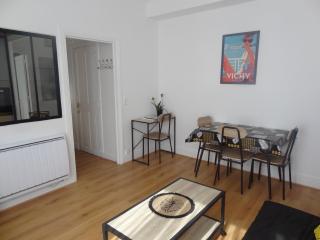 ''La Clé des Sources'' - Bel appartement 2 pièces - En bord d'Allier et près des thermes - Vichy - 6