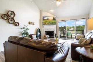 Paulie's Place - Osage Beach - 8
