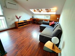 Bright Apartment with Attic - Bologna - 0