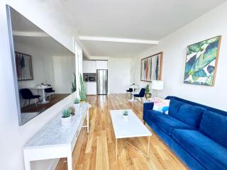 Large One Bedroom - Massive Private Terrace - Luxury Building - Williamsburg - Greenpoint - 4
