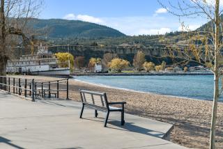 Okanagan Lakefront Resort - Penticton - 2