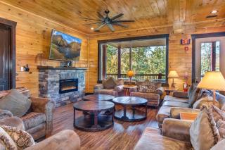 The Big Willow Retreat by Stony Brook Cabins - Gatlinburg - 9