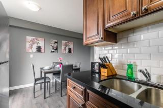 2BR Apt - Near Downtown Hamilton - Sleeps 6 - Hamilton - 7