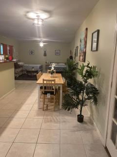 Delightful Atlanta apt sleeps 6 - 8