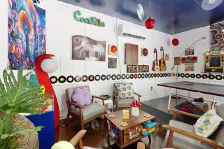 Retro Poolside Guesthouse with Ping-Pong! - 1