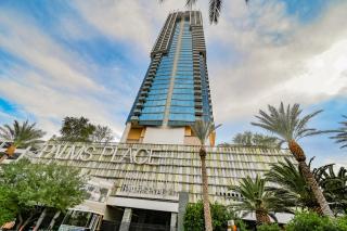 StripViewSuites Penthouse - 2