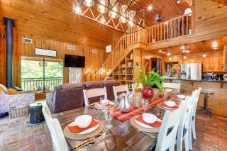 Riverfront Cabin with Outdoor Oasis in Seminary! - Collins - 7