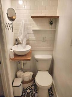 CuteCozy Tiny Loft near NCSU Dwntwn Raleigh - 6