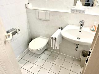 Hotel Garni Am Schäfersberg - Niedernhausen - 6