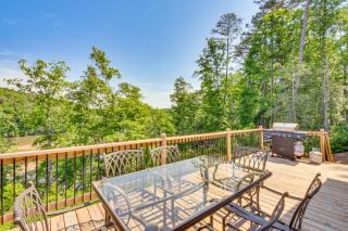 Lake Keowee Getaway Boat Dock, Deck, Grill! - Salem - 9