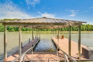 Lake Keowee Getaway Boat Dock, Deck, Grill! - Salem - 8
