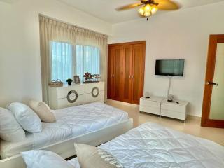 Serenity by the Sea Oceanfront Apartment - San Pedro de Macorís - 3