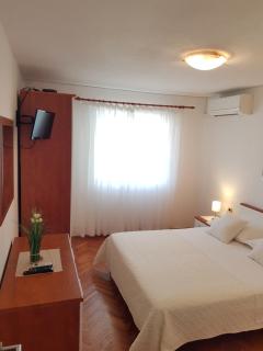Apartments Huljić - Hvar - 8