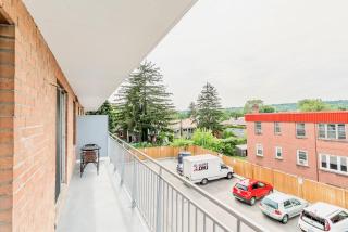 Spacious 2BR Apt - Near DT Hamilton - Hamilton - 6