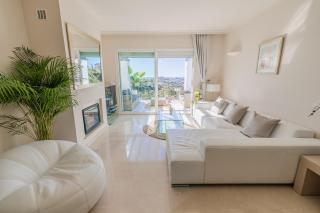 Beautiful Apartment Amazing Views and Pool - Málaga - 3