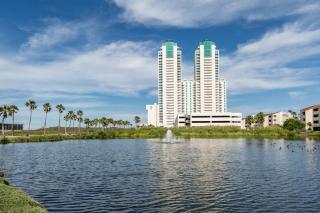 Sapphire Condominiums #806 - 8