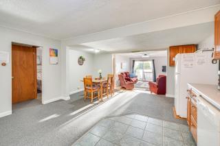 Lakefront Family Retreat with Private Dock! - Rice Lake - 2