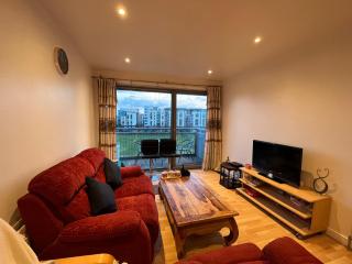 Double Room in Edinburgh with Beach View - 7