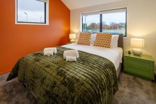 Serene Living 2 bed with Carpark - Christchurch - 3