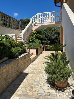 Apartments by the sea Mali Losinj (Losinj) - 14844 - Mali Lošinj - 5
