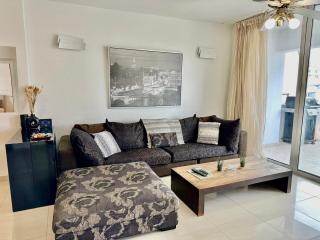 Superb Seaview Flat, Prime Area - Larnaca - 4