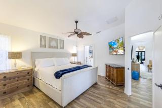 Resort Like Amenities Close to Beach - 6