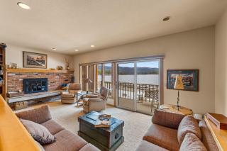 New* Tamarack Bay Classic - Lakefront condo - dock - pool - beach - McCall - 0