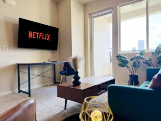 Designer Home in LA-Free Parking 10 Min to Cedars - Los Angeles - 4