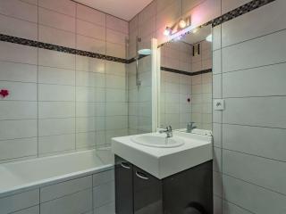 Appartement Moderne avec Terrasse – 700m des Commerces, St-Jean-de-Luz - FR-1-4-564 - Saint-Jean-de-Luz - 3