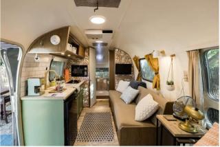 Creekside Airstream Retreat In The Smokies - 3