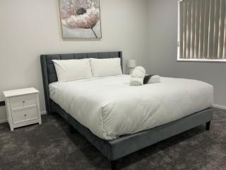 Holiday Home or Short term Rental in Papatoetoe - Auckland - 1