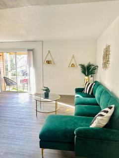 Emerald City Condo - Midland - 7