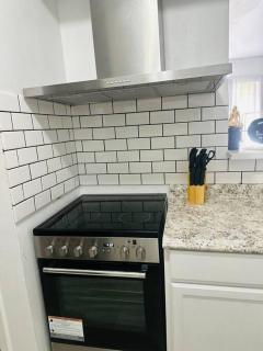 Emerald City Condo - Midland - 3