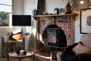 Blacksmiths Cottage - Lyonville - 0