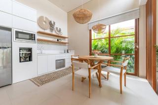 Villa Nilu Seaside by Pura Homes - Canggu - 4